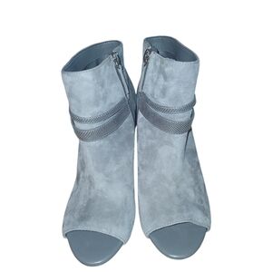 White House Black Market Addison Smoked Pearl suede leather peep toe shooties 8M